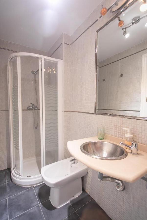 Estudio Cobertizo Apartment Malaga Bagian luar foto
